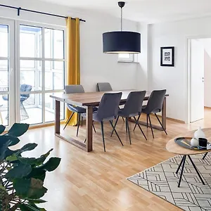 3-bedrooms-close-to-munich-airport-with-fully-equipped.getmunichhotels.com/